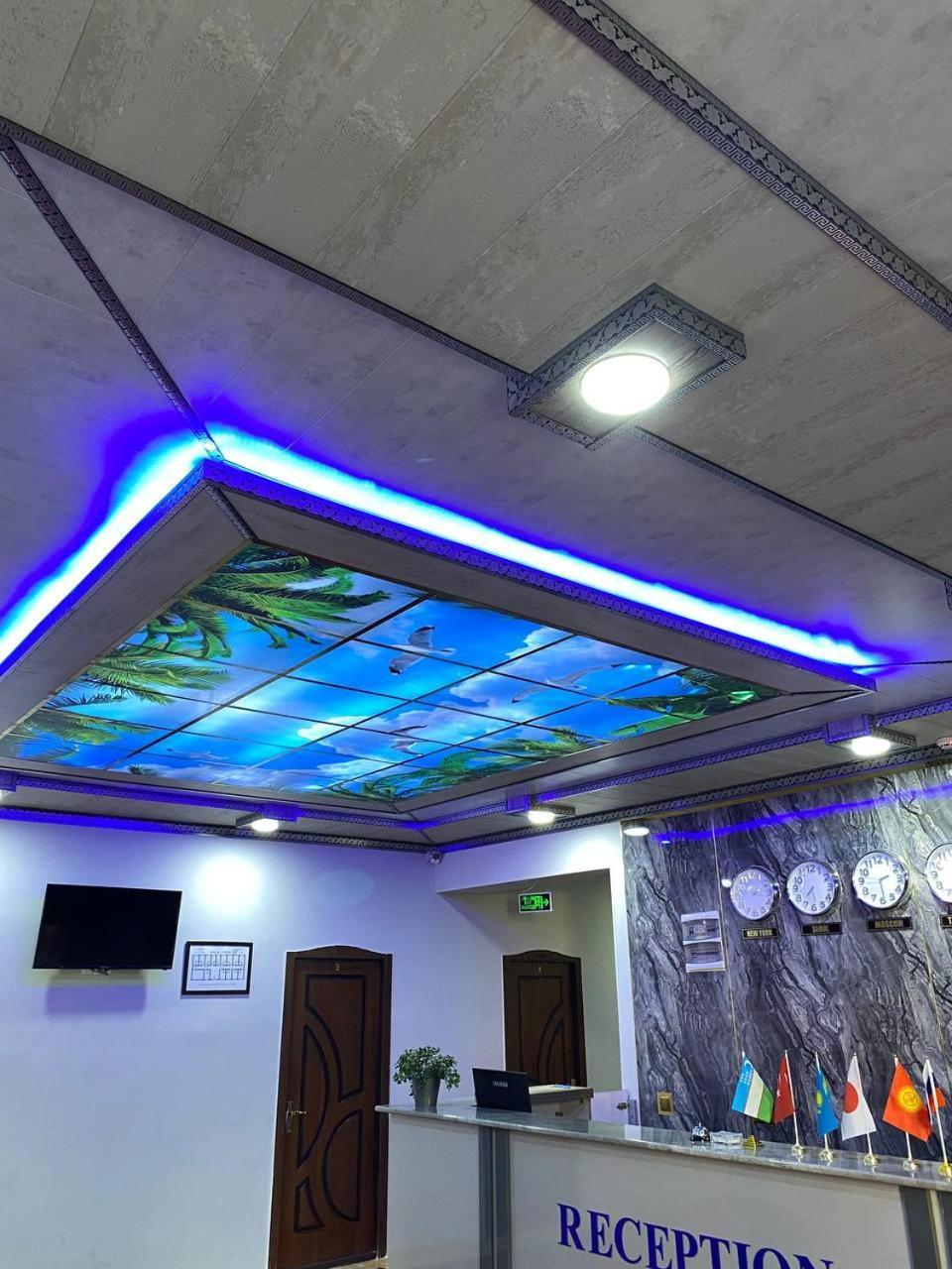 Orom Hotel Фергана Екстериор снимка